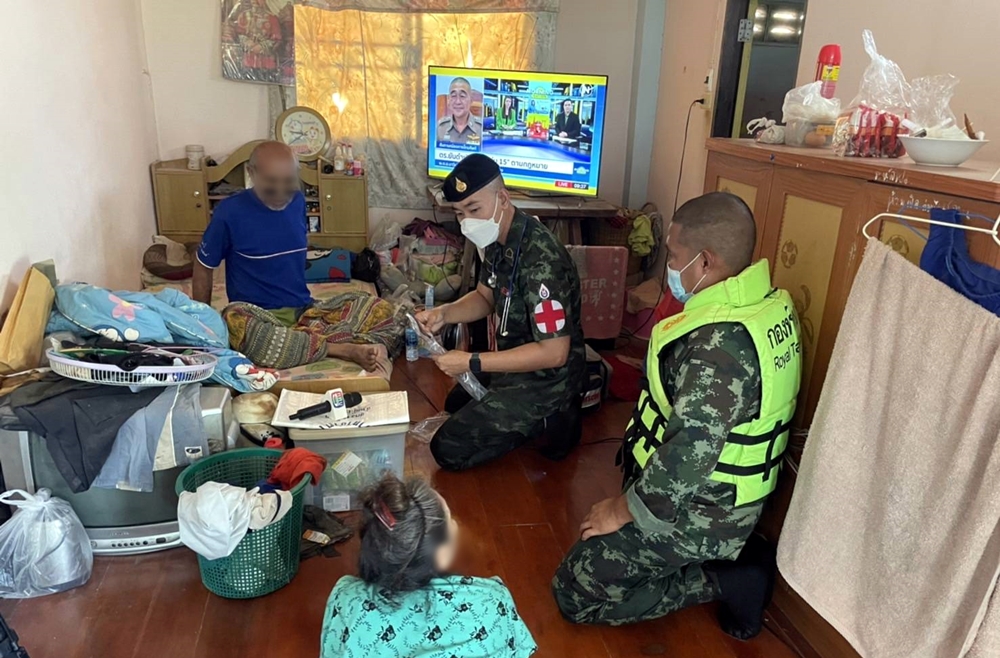 กองพันทหารม้าที่ 28 บูรณาการช่วยประชาชนที่ได้รับผลกระทบน้ำท่วม