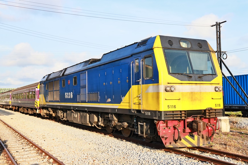 'ระยอง' เปิดขบวนรถไฟขนส่งสินค้าไทย-ลาว-จีน นำร่องระบบขนส่งทางรางพื้นที่ EEC