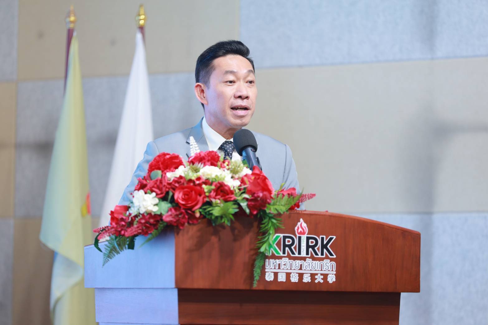 "ปธ.สภาองค์การนายจ้างฯ" แนะรบ.เร่งลงทุนโครงสร้างพื้นฐาน พัฒนาทักษะแรงงานด้านดิจิทัล คู่แก้จุดอ่อน ดันแข่งขันระดับโลกได้