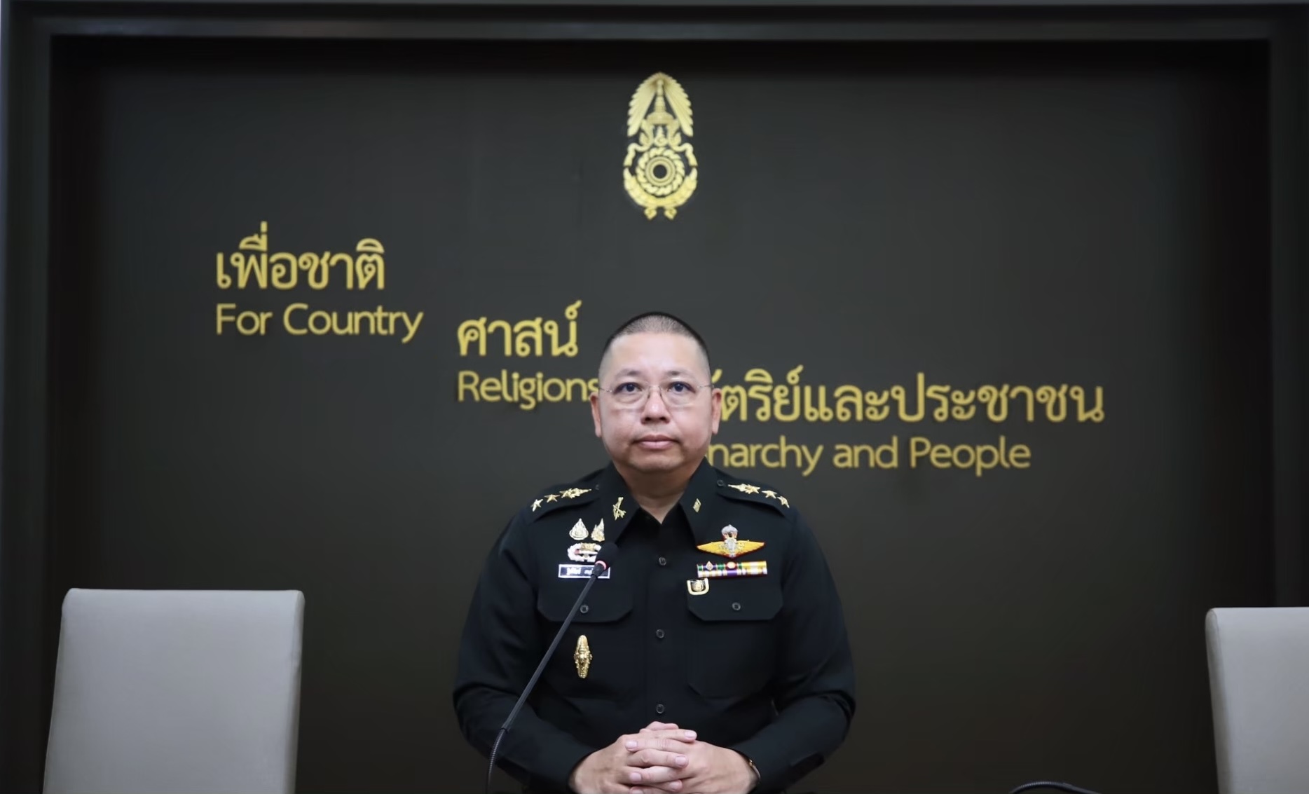 “กองทัพบก” แจงปม “แสตมป์” เป็นเรื่องส่วนตัวไม่เกี่ยวกองทัพ แจง "นายพล" เกษียณอายุราชการไป 5-6 ปีแล้ว 