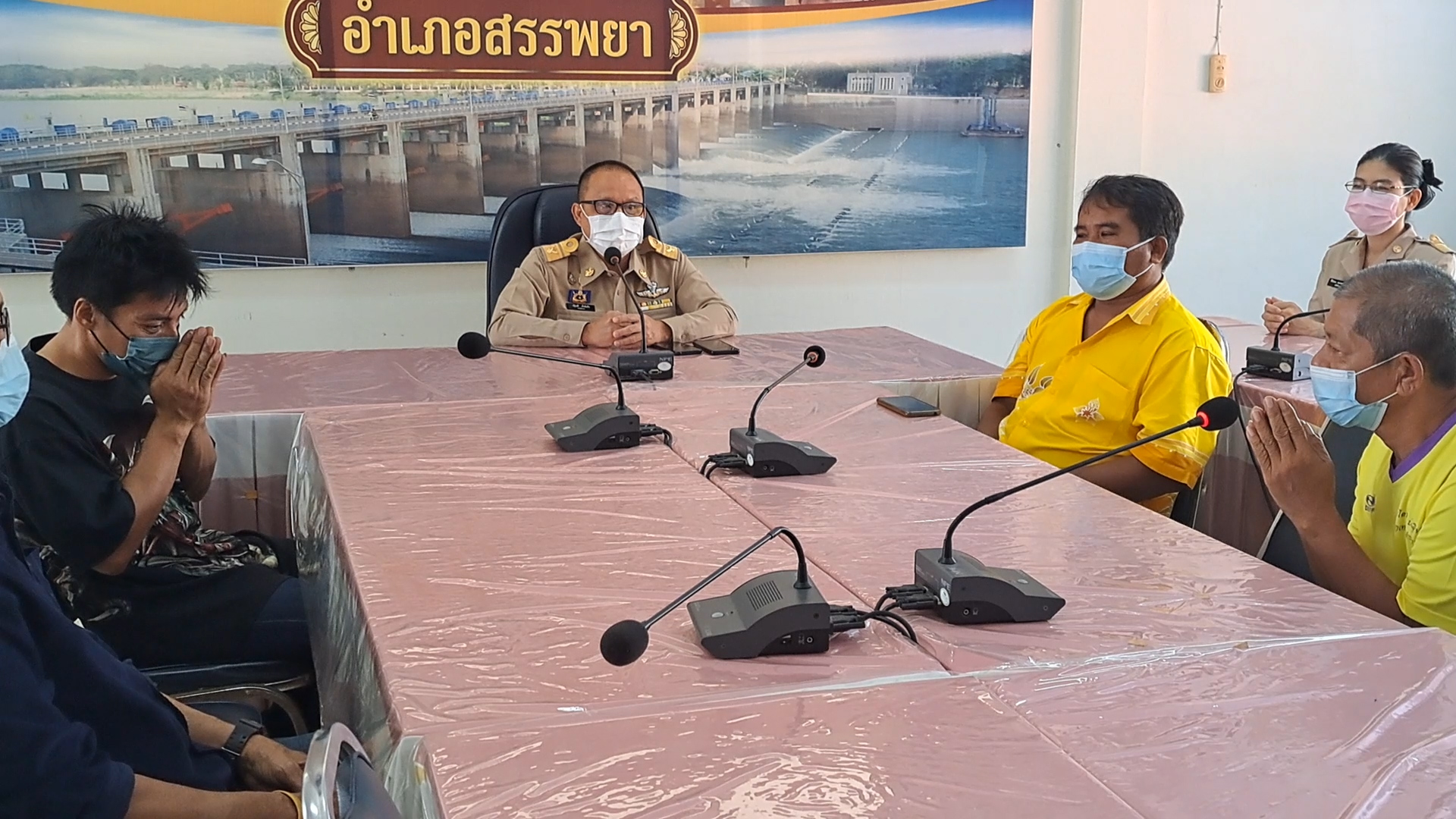 จบด้วยดี! ดราม่าร้อนจุดบริการสงกรานต์ไม่ช่วยหนุ่มน้ำมันหมด