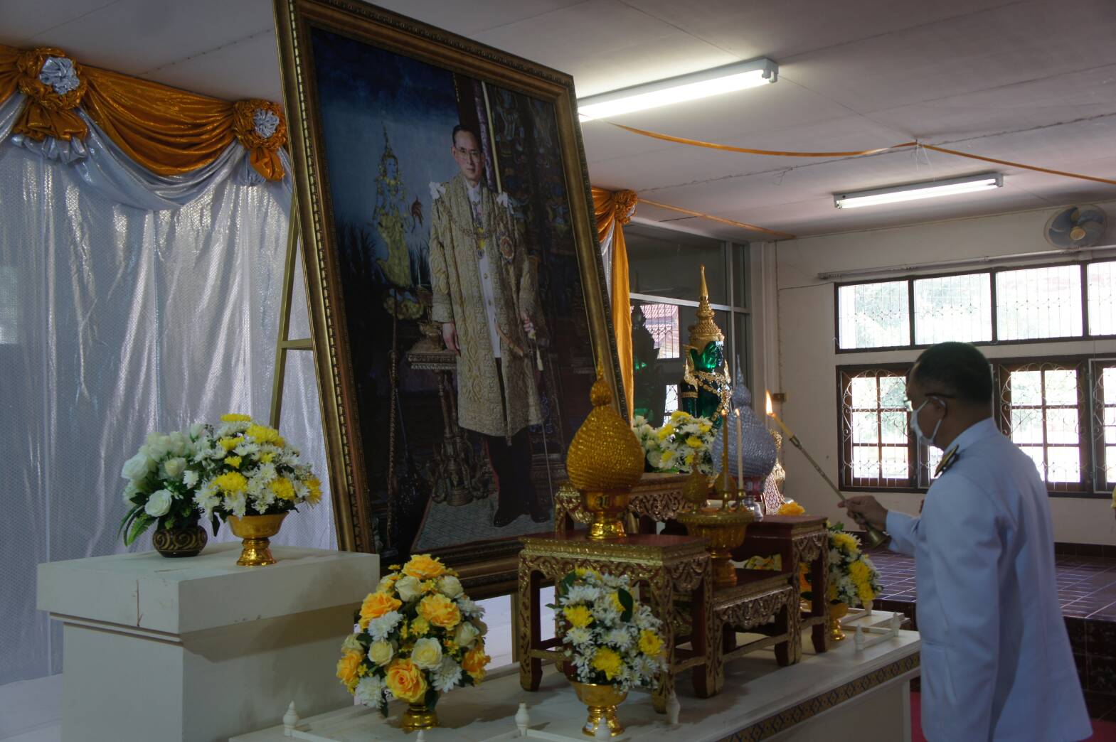 จังหวัดยโสธรจัดพิธีสวดพระพุทธมนต์ เพื่อถวายพระราชกุศล รัชกาลที่ 9