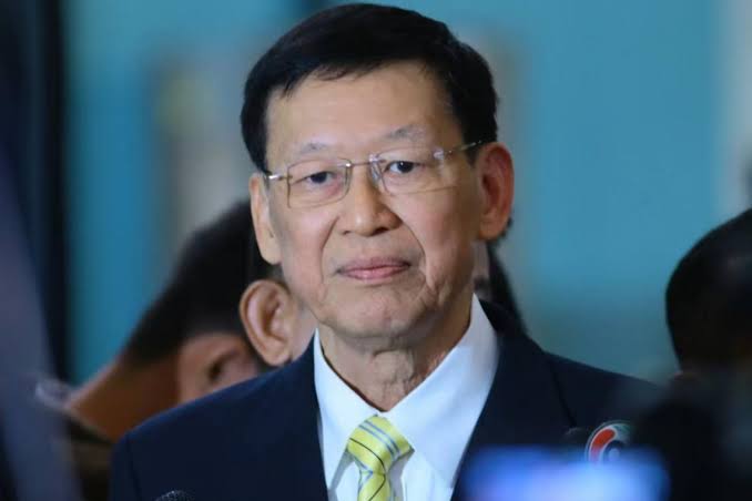 กมธ.แก้รธน. จ่อเสนอสภาฯ ถอน 2 ประเด็น อ้างหลายคนทวง ปัดเอี่ยวภท. เตรียมแถลงจุดยืนคัดค้าน