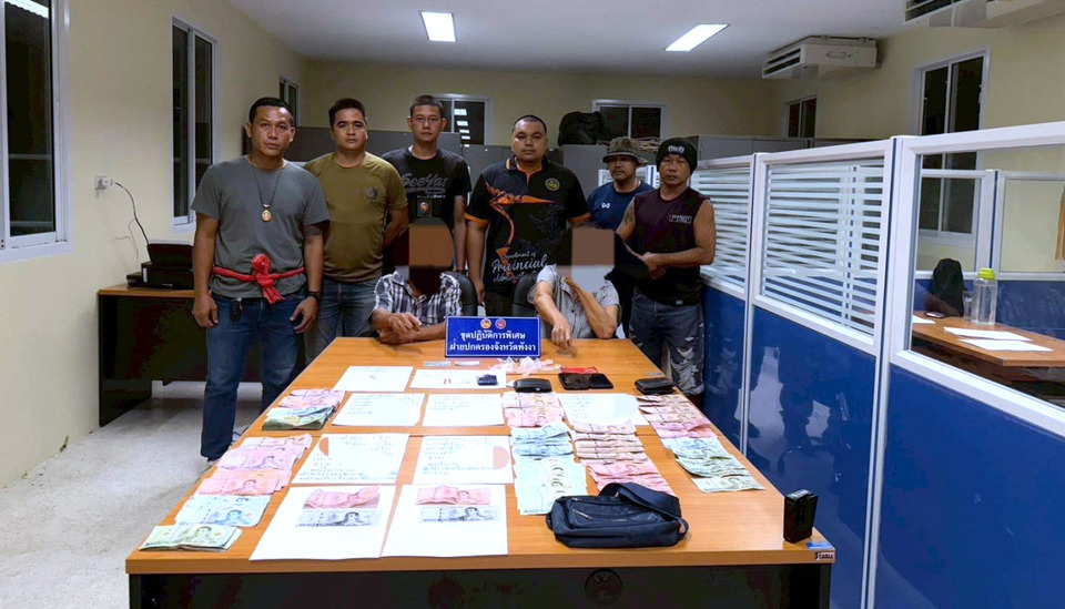 พังงาลุยปราบยาเสพติด จับ 2 ผู้ต้องหาสูงวัย ยึดยาบ้า-เงินสดกว่า 3.4 หมื่น