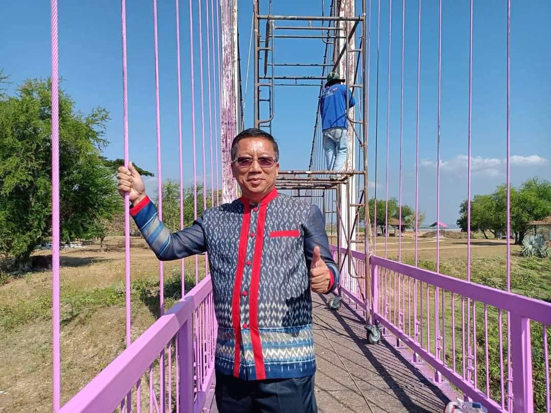 สกลนคร อบจ.จับมือ สสจ.-ดารา -​นักร้อง-ตลกจัดวิ่งระดมทุนช่วยผู้ป่วยติดเตียงใน รพ.สต.