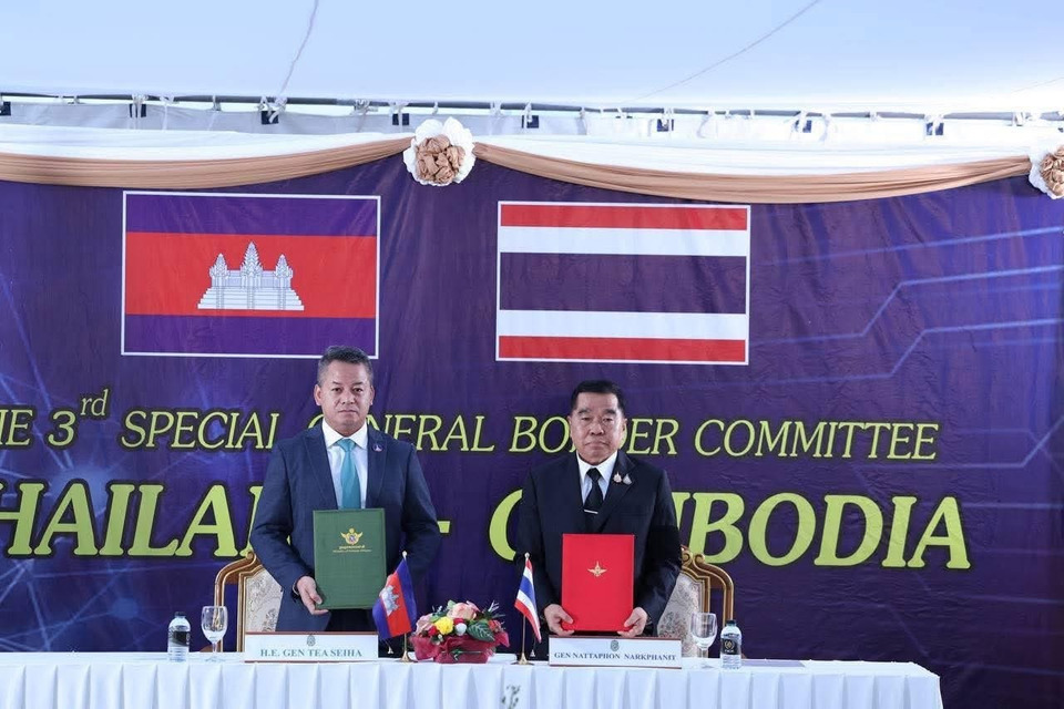กต. แถลงการณ์ GBC ไทย-กัมพูชา ตั้งคณะทำงานกู้ระเบิดมนุษยธรรม-เฝ้าระวังสถานการณ์ 72 ชั่วโมงก่อนส่งตัวทหารคืน