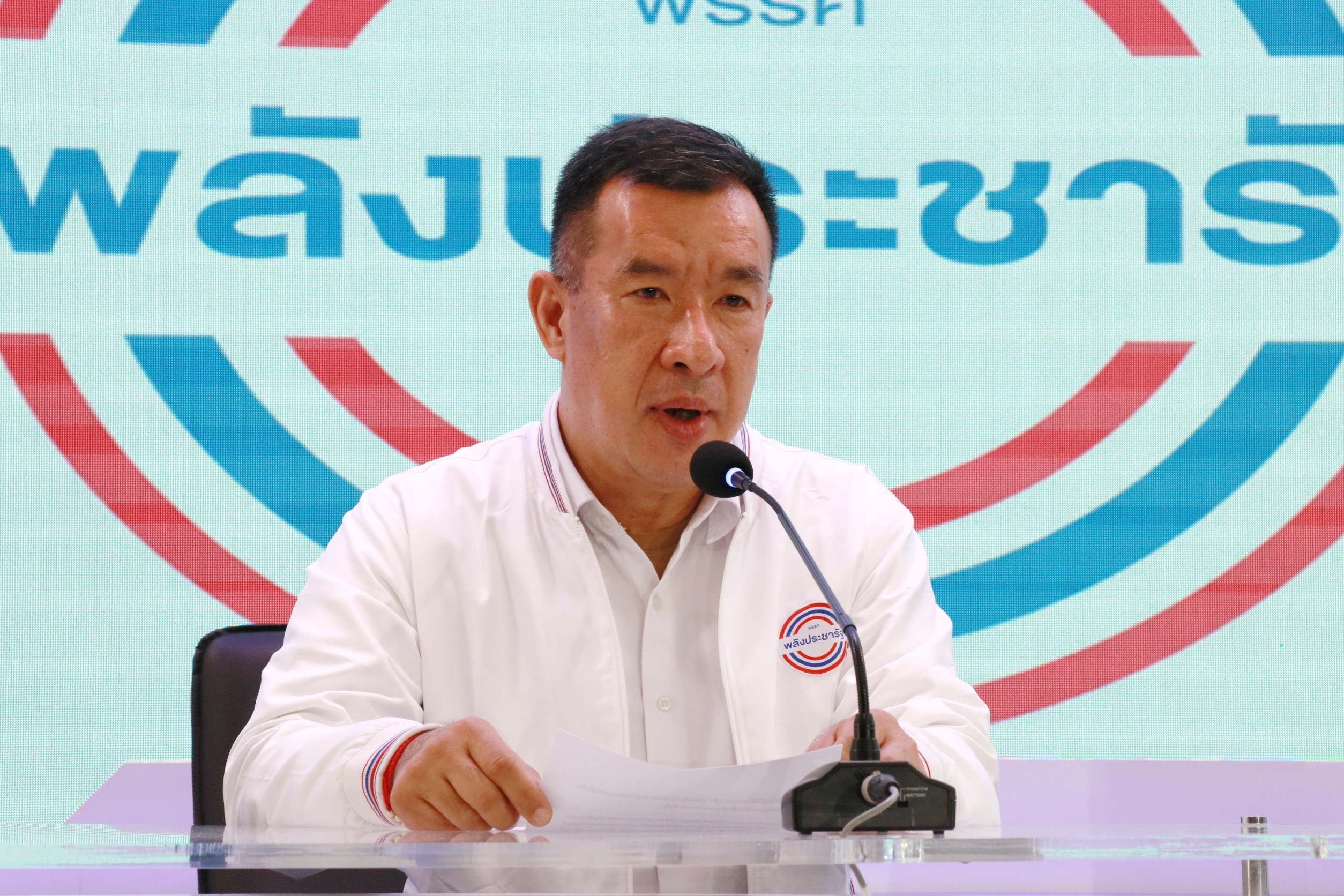 “โฆษกพปชร.” ยันคลิปเสียง “ประวิตร” ใช้ AI จัดฉากดิสเครดิต -ชั่วร้าย - ทำลายประชาธิปไตย ขอรอดูอภิปราย รบ. 12-13 ก.ย.นี้ 