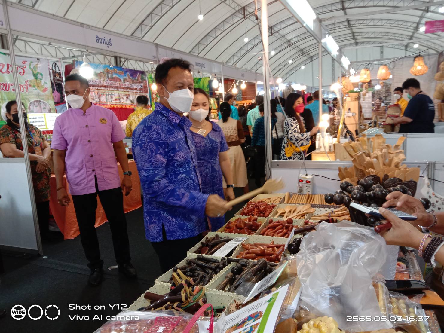 พช. ยกขบวนสินค้าโอทอป 300 ร้านค้าให้ ปชช. เลือกช้อปในงาน OTOP ภูมิภาค 2022 ที่จังหวัดพังงา