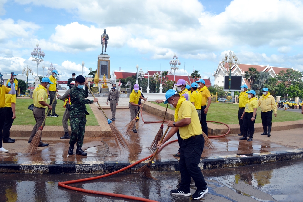 ชัยภูมิ จัดกิจกรรม “Big Cleanning Day” ทำความสะอาดเมืองหลังประสบภัยน้ำท่วม