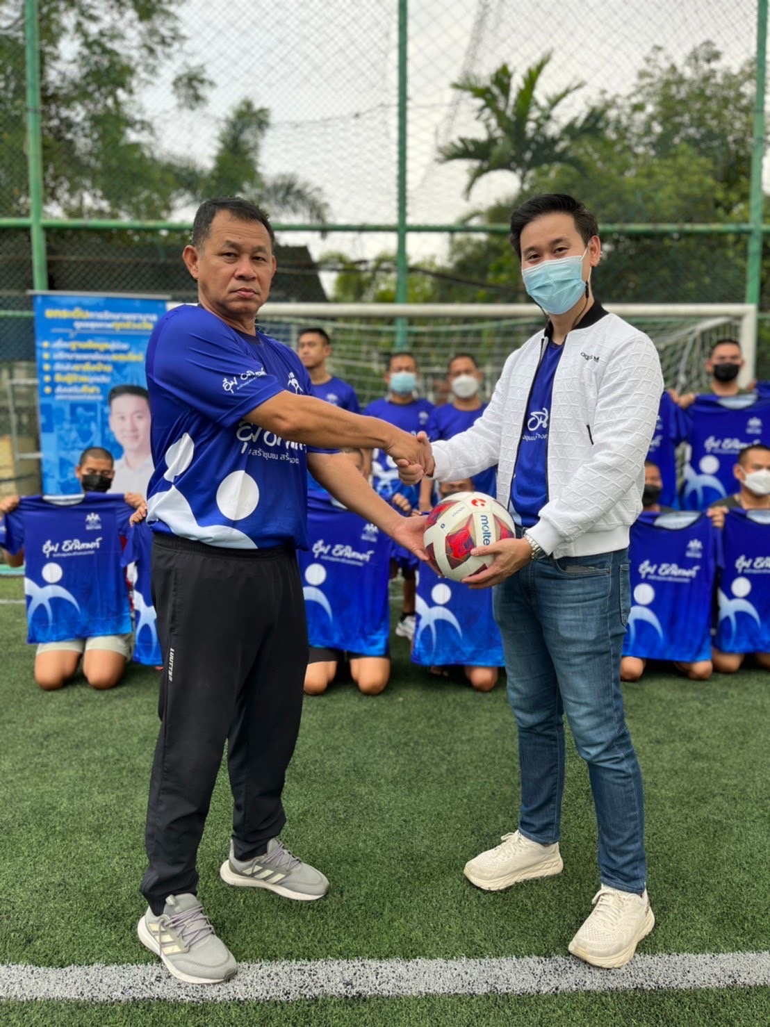 "ประธานโรตารีสวนจิตรฯ" จับมือ "หน่วยทหาร" เปิดสนามบอลค่ายทหาร ผุดโครงการพัฒนาทักษะกีฬาเยาวชน