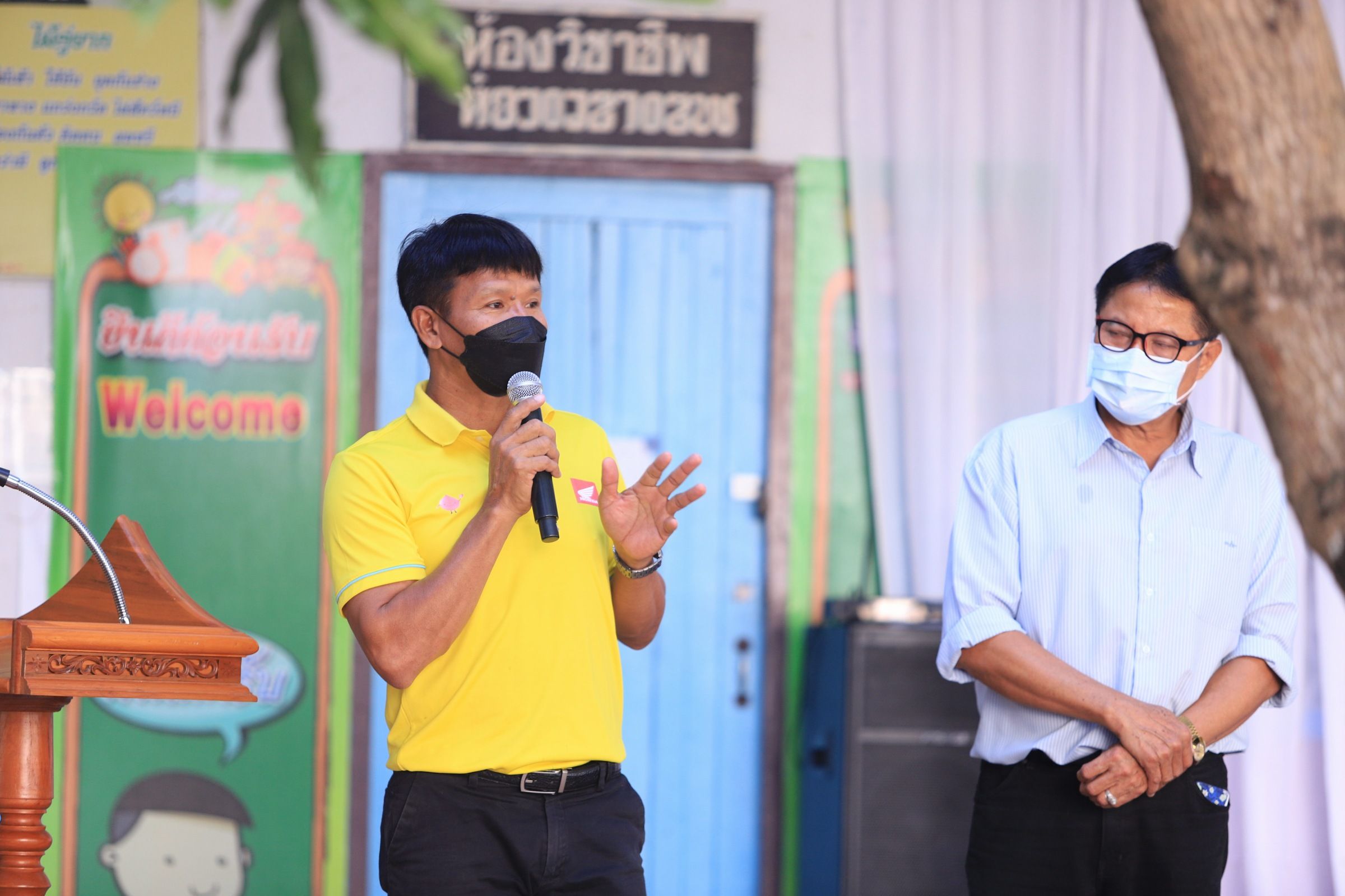 ชมรมจิตสาธารณะ "ซีพี ออลล์-พนักงานเซเว่นฯ" ร่วมฟื้นฟูโรงเรียนบ้านเตว็ดนอก หลังถูกน้ำท่วม