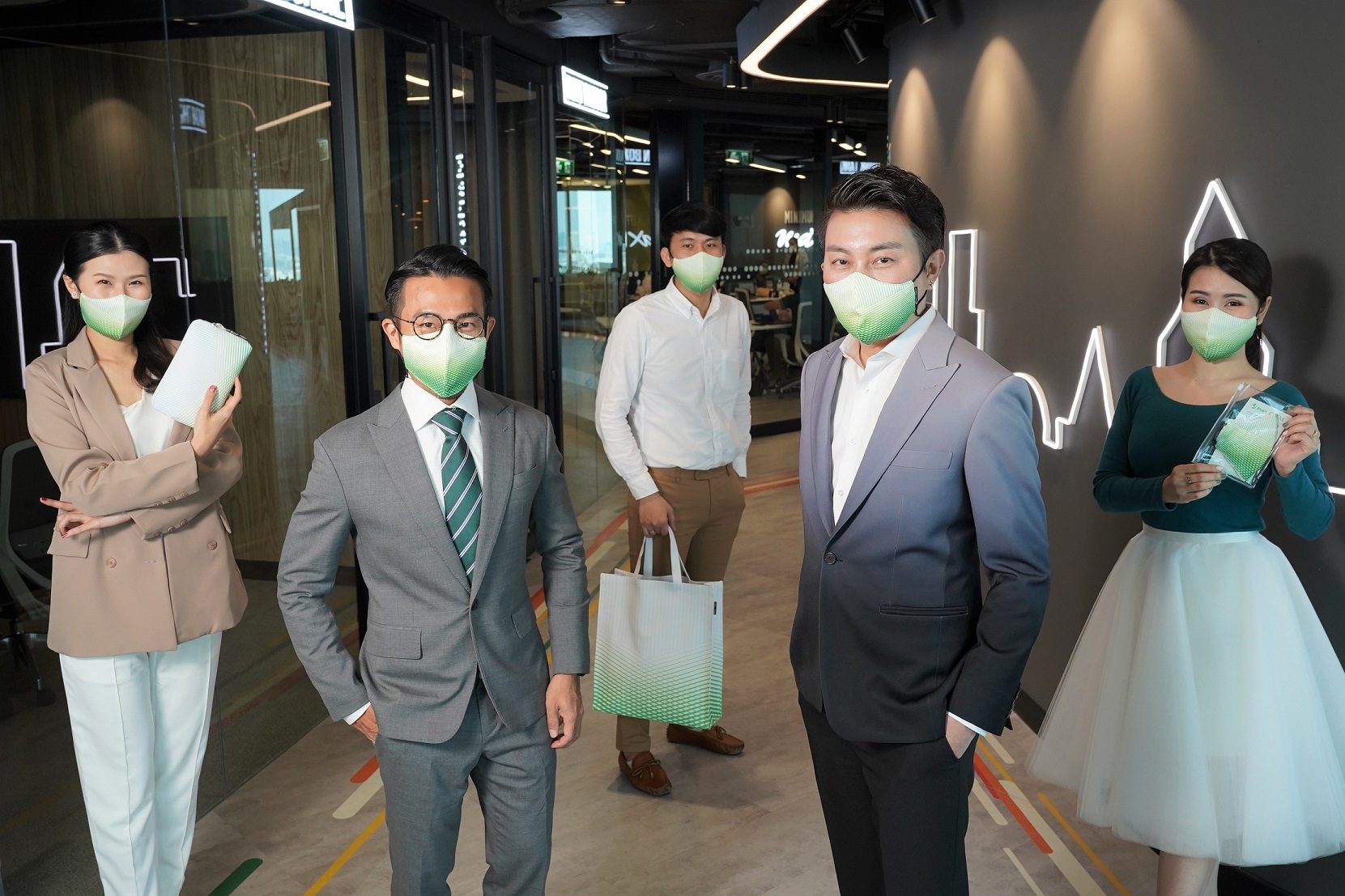 ครั้งแรกของวงการธุรกิจพลังงานสู่ไลฟ์สไตล์แบรนด์กับคอลเลคชั่นพิเศษรับปีใหม่จากแบรนด์ PTxPOEM