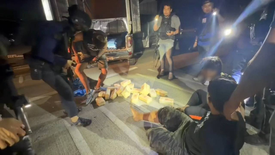 ตร.ภาค 1 ทลายเครือข่าย “นักบินชนแดน” ยึดยาบ้า 6.8 ล้านเม็ด มูลค่า 200 ล้าน 