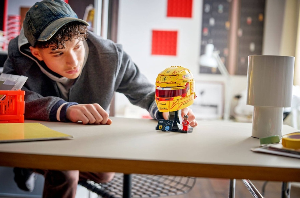 LEGO เปลี่ยนตัวต่อให้เป็นมากกว่า ‘ของเล่น’  ไลฟ์สไตล์ที่เชื่อมทุกเจนเนอเรชัน