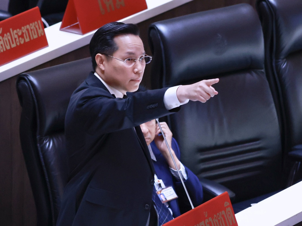 “อรรถวิชช์” แฉยับ! กลโกงโยกกำไรโรงกลั่นไปลงค่าการตลาด จี้รัฐเลิก “เตะหมูเข้าปากหมา” 