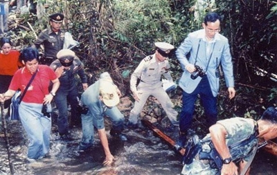 ทรงสร้างประโยชน์สุขสู่ปวงประชา : กฟผ.ชวนจิตอาสาปลูกป่าชายเลนเฉลิมพระเกียรติที่จันทบุรี (1)