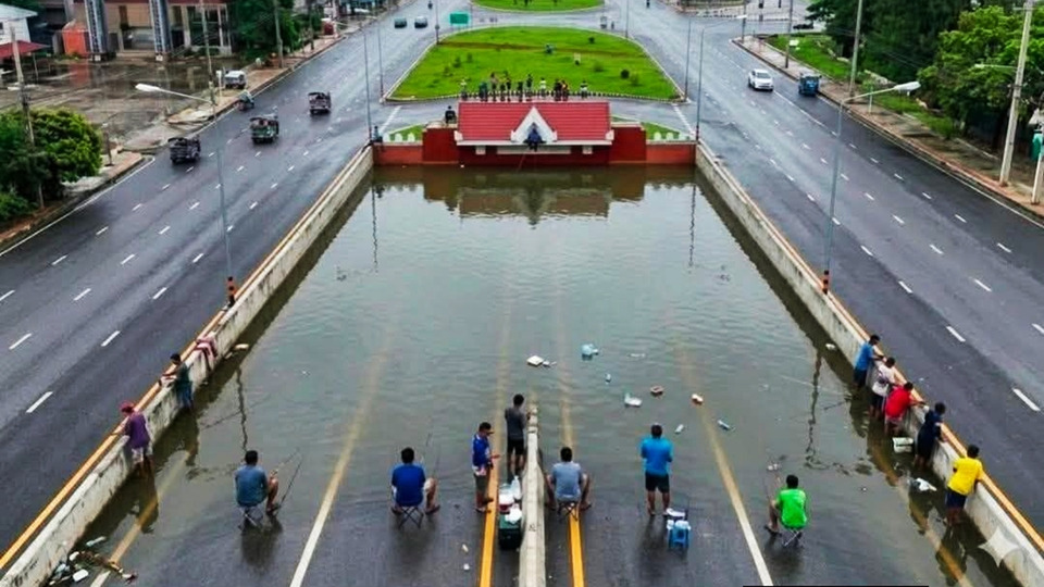 โคราชแจงดราม่าทางลอด 849 ล้าน ฝนถล่มต้องปิดชั่วคราว รถติดยาวหลายกิโลเมตร