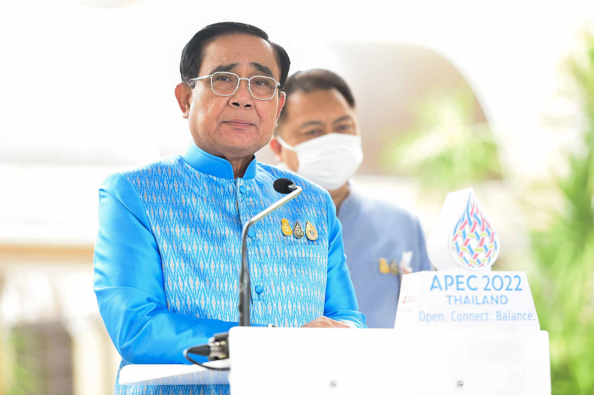 นายกฯ น้อมรับคำวินิจฉัยศาลรัฐธรรมนูญ ติงอย่าตีความกันเอง ชี้มีคนบางกลุ่มพยายามเคลื่อนไหวกดดัน