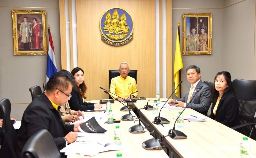 ข่าวดี! "พิพัฒน์" เผยเริ่มส่งแรงงานไทยล็อตแรกกว่าพันคนไปเก็บผลไม้ป่าในสวีเดน-ฟินแลนด์ ฤดูกาล 2024 