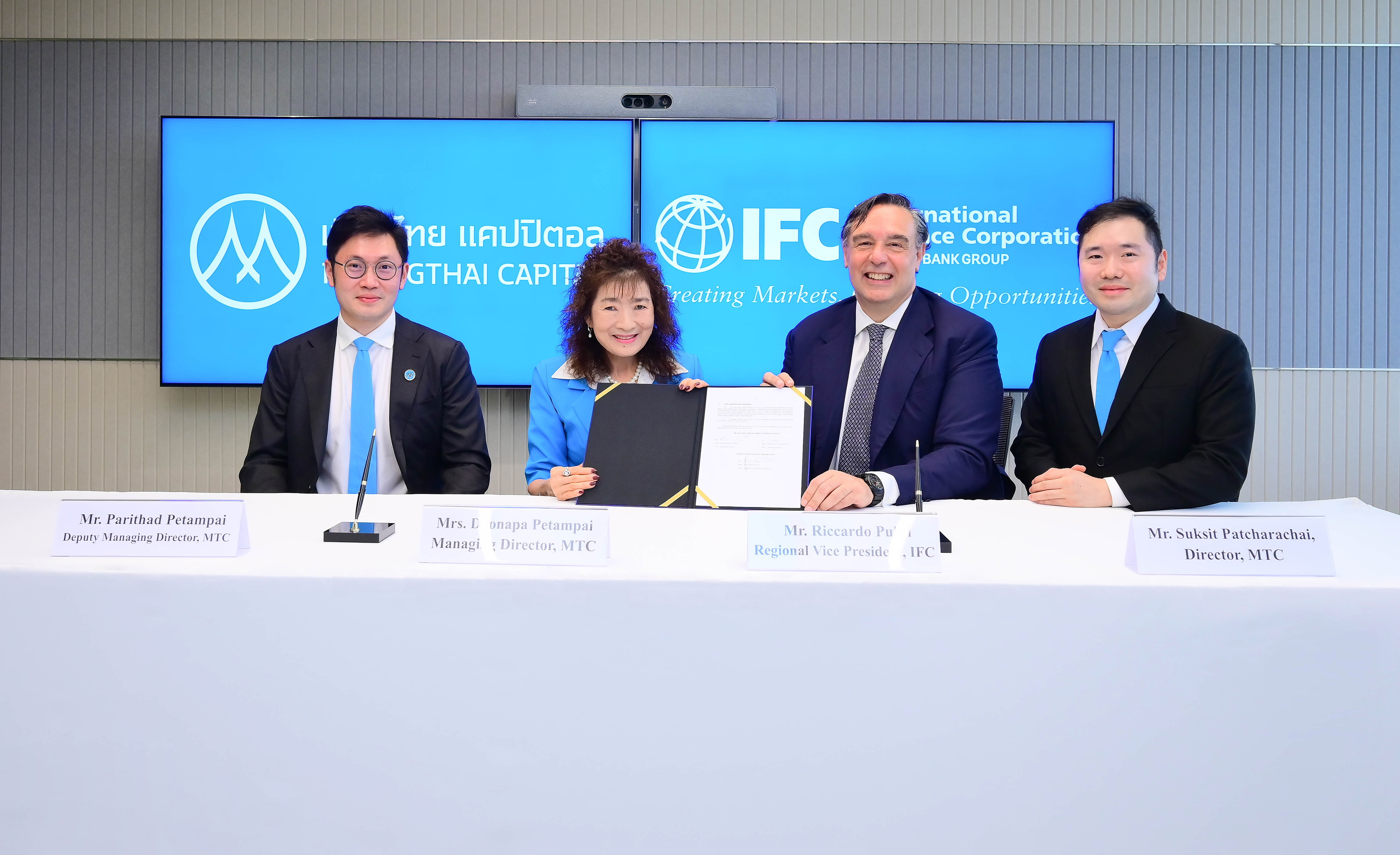 MTC จับมือ IFC ออกตราสารหนี้เพื่อสังคม มุ่งสร้างความเสมอภาคทางเศรษฐกิจ สนับสนุนสิทธิการเข้าถึงแหล่งเงินทุนให้แก่สตรีไทย