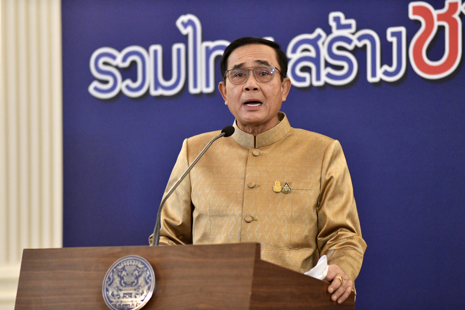 “ประยุทธ์” เผยรอผลสอบป.ป.ช.ปมค่ารถไฟฟ้าสายสีเขียว ก่อนเข้าครม.ถกทางออก