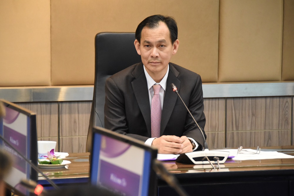 "ขนส่งฯ" ชวนรถยนต์เกิน 7 ปี-มอเตอร์ไซค์เกิน 5 ปี ตรวจ ตรอ.ก่อนเสียภาษีออนไลน์ได้ทันที ไม่ต้องเดินทาง