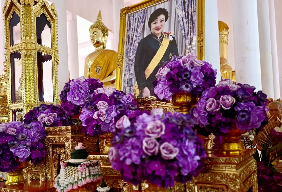 วัดพระวรราชาทินัดดามาตุ จัดพิธีเจริญพระพุทธมนต์ปฏิบัติธรรม ฟังเทศน์มหาชาติ เวสสันดรชาดก หล่อพระ ถวายเป็นพระกุศลฯ