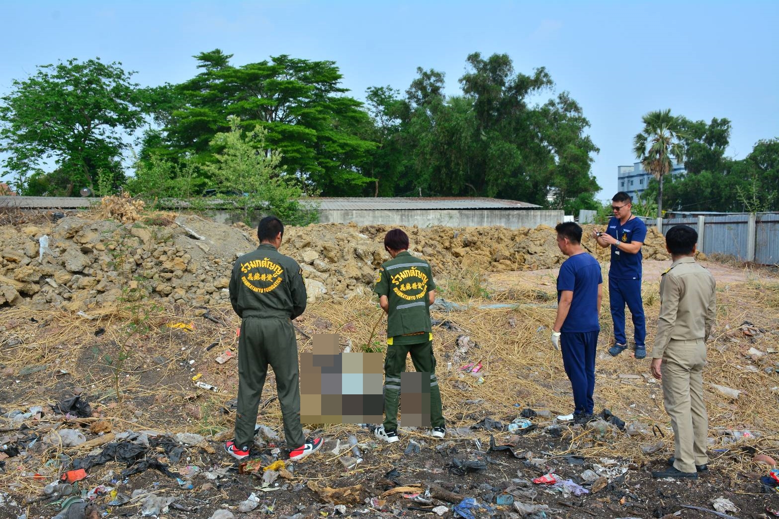 ปทุมธานี อากาศร้อนจัด พบศพหนุ่มเมียนมาเป็นฮีทสโตรก นอนเสียชีวิตข้างโรงเรียน