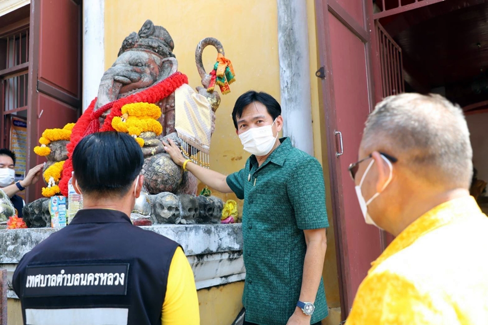 พ่อเมืองอยุธยา-ผอ.กรมศิลป์ฯ ลงตรวจพื้นที่ปราสาทนครหลวง เล็งส่งเสริมการท่องเที่ยวเมืองรอง