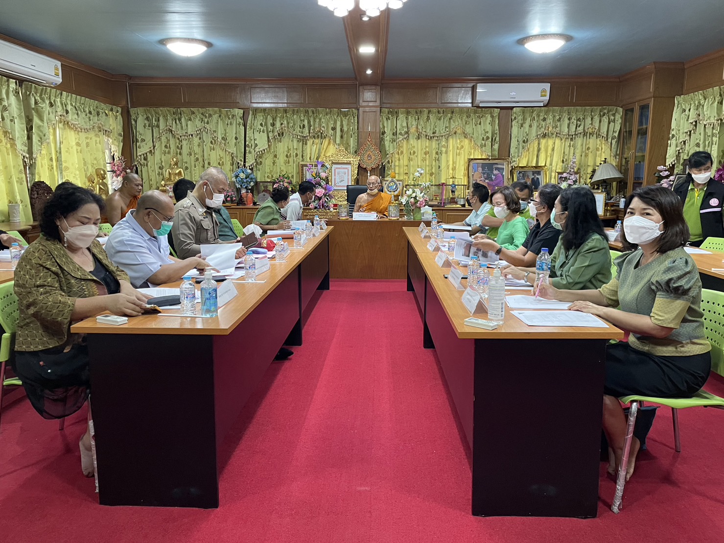 พม.อ่างทอง จัดประชุมคณะอนุกรรมการพิจารณาต่อใบอนุญาตสถานสงเคราะห์เด็ก