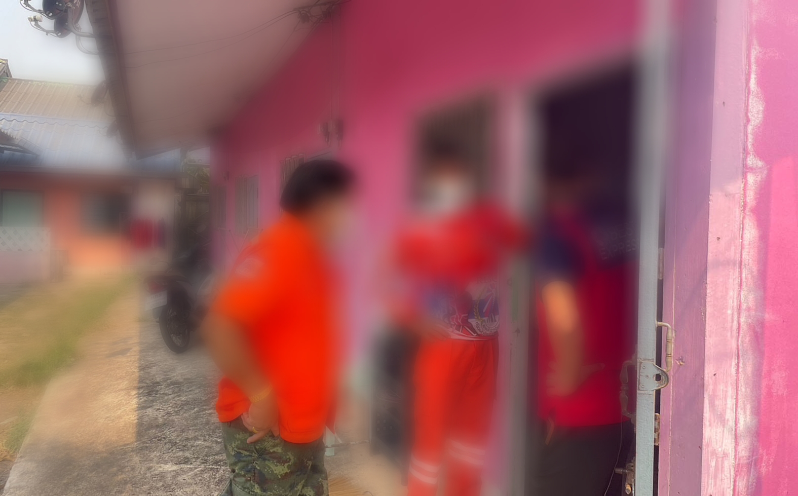 ครูพละหายไม่เข้าโรงเรียนหลายวันเพื่อนไปดูพบเป็นศพอืดคาห้อง