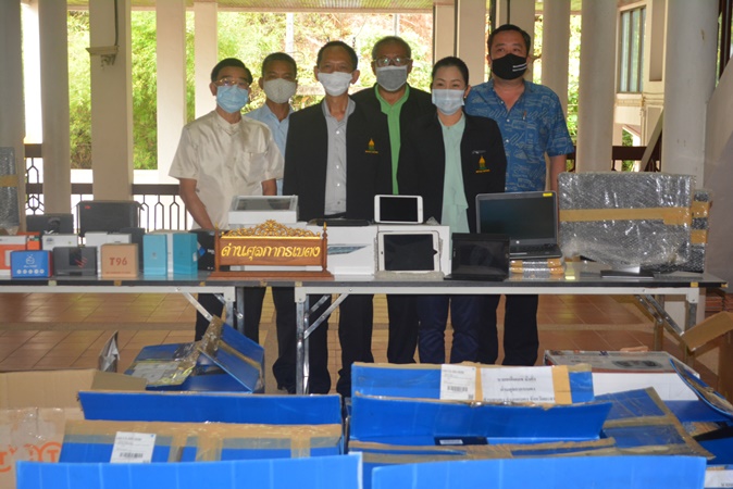 ศุลกากรเบตงมอบของกลางคดีสิ้นสุดให้สำนักงานสาธารณสุขอำเภอเบตงพัฒนาเครือข่ายสาธารณสุขสู้ภัยโควิด-19