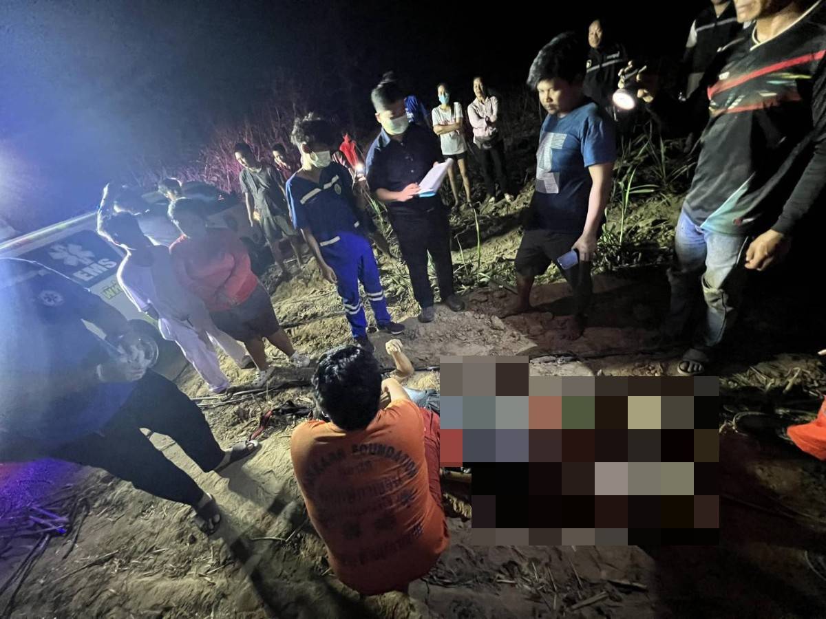  ดวงถึงฆาต ! หนุ่มบ้านหนองไผ่ กาญจนบุรีวัย 48 ปี ใช้สายไฟแหย่ลงลำห้วยจับปลา เกิดพลาดถูกไฟช็อตตกน้ำดับ