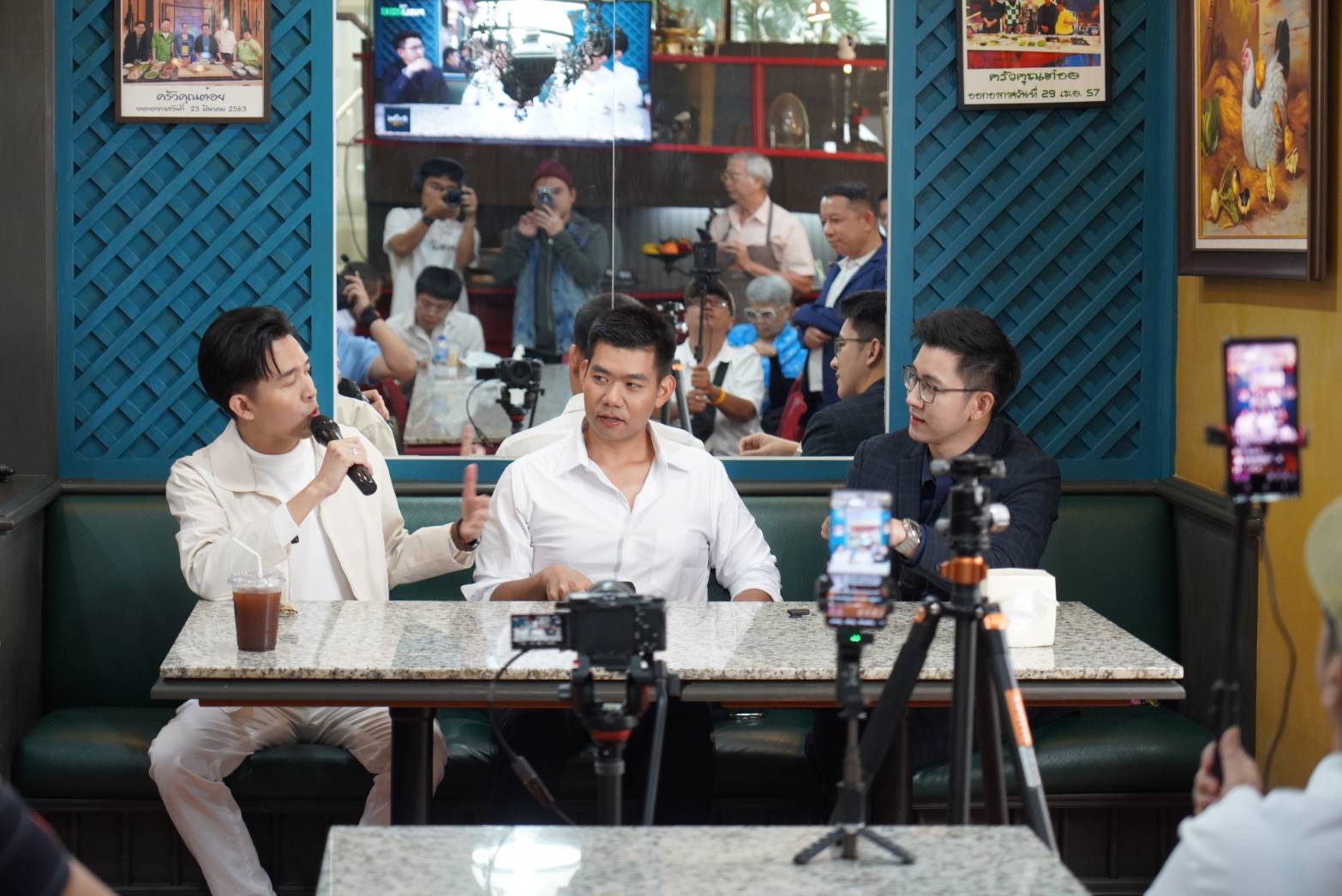 “3 ติ๊กตอกเกอร์” ดัง ชู “อนุรักษ์ ผสาน เสรีนิยม” วางรากฐานต่อยอด