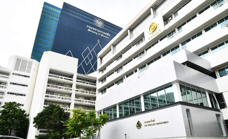 กรมธนารักษ์ เปิดจ่ายแลกเหรียญกษาปณ์ที่ระลึก 100 ปี ร.8