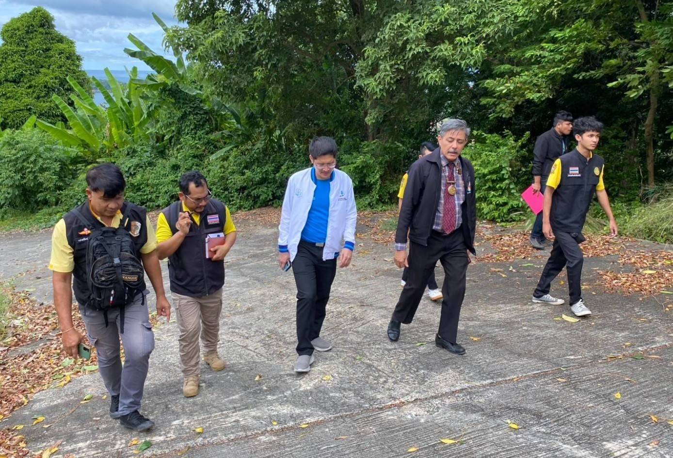 “ปชป.”ลุยตรวจสอบเรื่องร้องเรียน บุกรุกป่าสงวนแห่งชาติเกาะโหลน