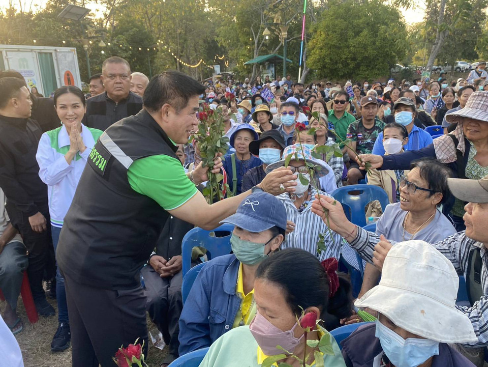 “ธรรมนัส” นำทีมกล้าธรรมลุยตาก หนุนผู้สมัคร สส.ครบ 3 เขต ชูนโยบายแก้หนี้เกษตร-ดันราคาพืชผล 