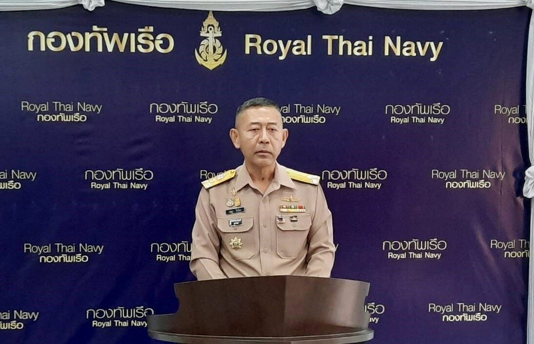 "โฆษกทร." เปิดไทม์ไลน์ "2 ทหารเรือ" ติดโควิด สั่งกักตัวกว่า 30 ราย เข้าข่ายเสี่ยงสูง ตั้งกก.สอบ ถ้าพบละเลยมาตรการรัฐ-กองทัพ จ่อลงโทษ