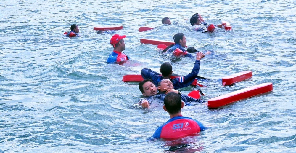 อช.หาดวนกร ฝึกอบรม จนท.รักษาความปลอดภัยทางน้ำ คอยดูแลนักท่องเที่ยว 