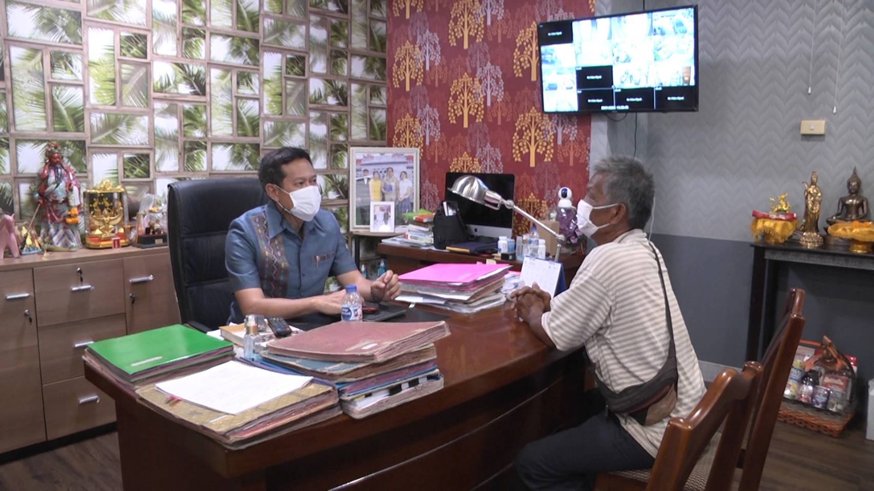   ญาติหนุ่มกุเรื่อง'ร่อนทอง'พบนายอำเภอแจงหนุ่มป่วยจิต 