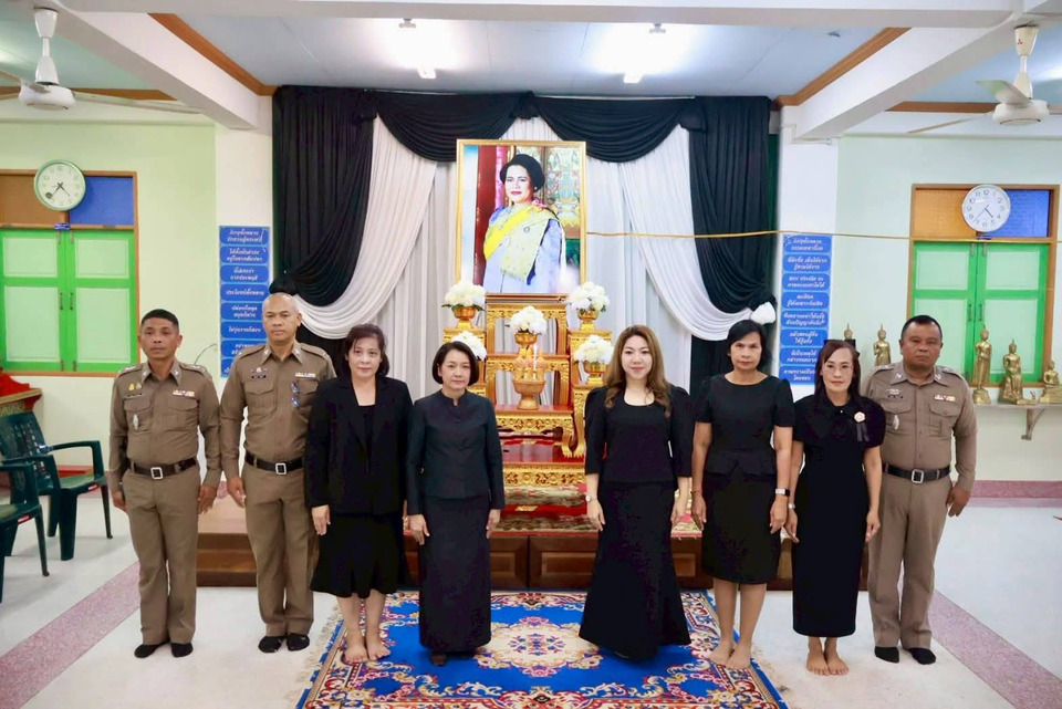 อ่างทองจัดพิธีบำเพ็ญกุศลสวดพระอภิธรรม อุทิศถวายพระราชกุศลแด่ "พระพันปีหลวง"