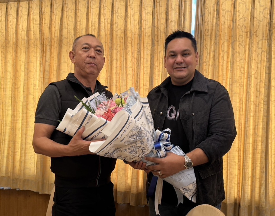 “อามินทร์” รมช.เกษตรฯ หอบดอกไม้ต้อนรับ “เฉลิมชัย” ที่ปัตตานี ส่งสัญญาณชัด ร่วมงาน“กล้าธรรม” ในอนาคต 