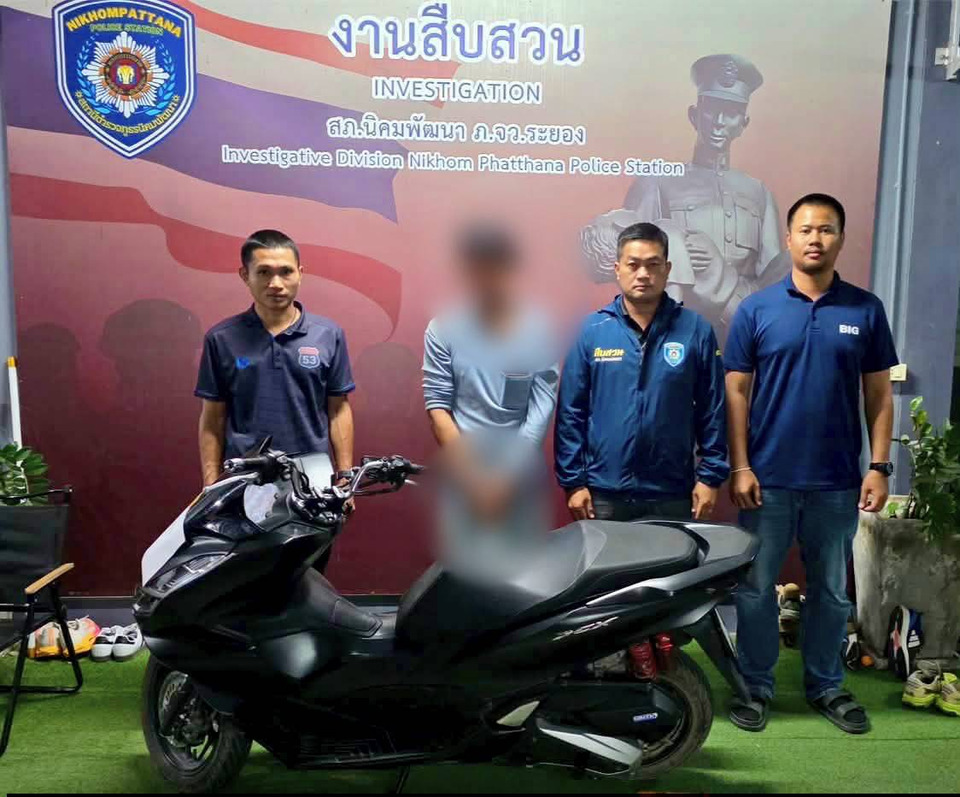 ตร.นิคมพัฒนา-ปลวกแดง รวบหนุ่มรับซื้อ PCX โจรกรรม แกะรอยกล้องตามจับคาจุดส่งรถ