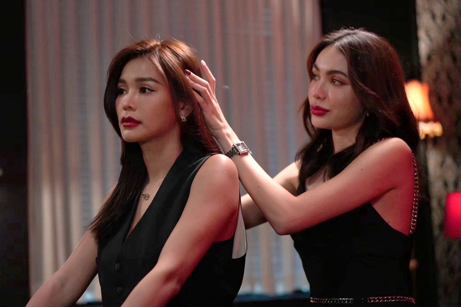  'อิงฟ้า – ชาล็อต' โพสต์อำลาตัวละคร พร้อมขอบคุณ CHANGE2561 ที่มอบโอกาสได้เล่นซีรีส์ #LoveBullyรักให้ร้าย