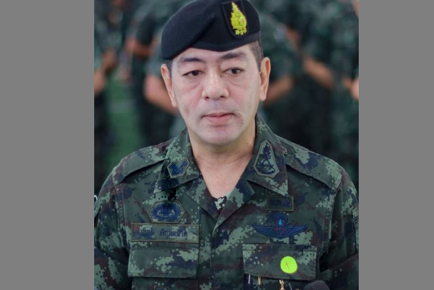 แม่ทัพภาคที่ 4 พร้อมช่วยเหลือประชาชนที่ประสบอุทกภัย 