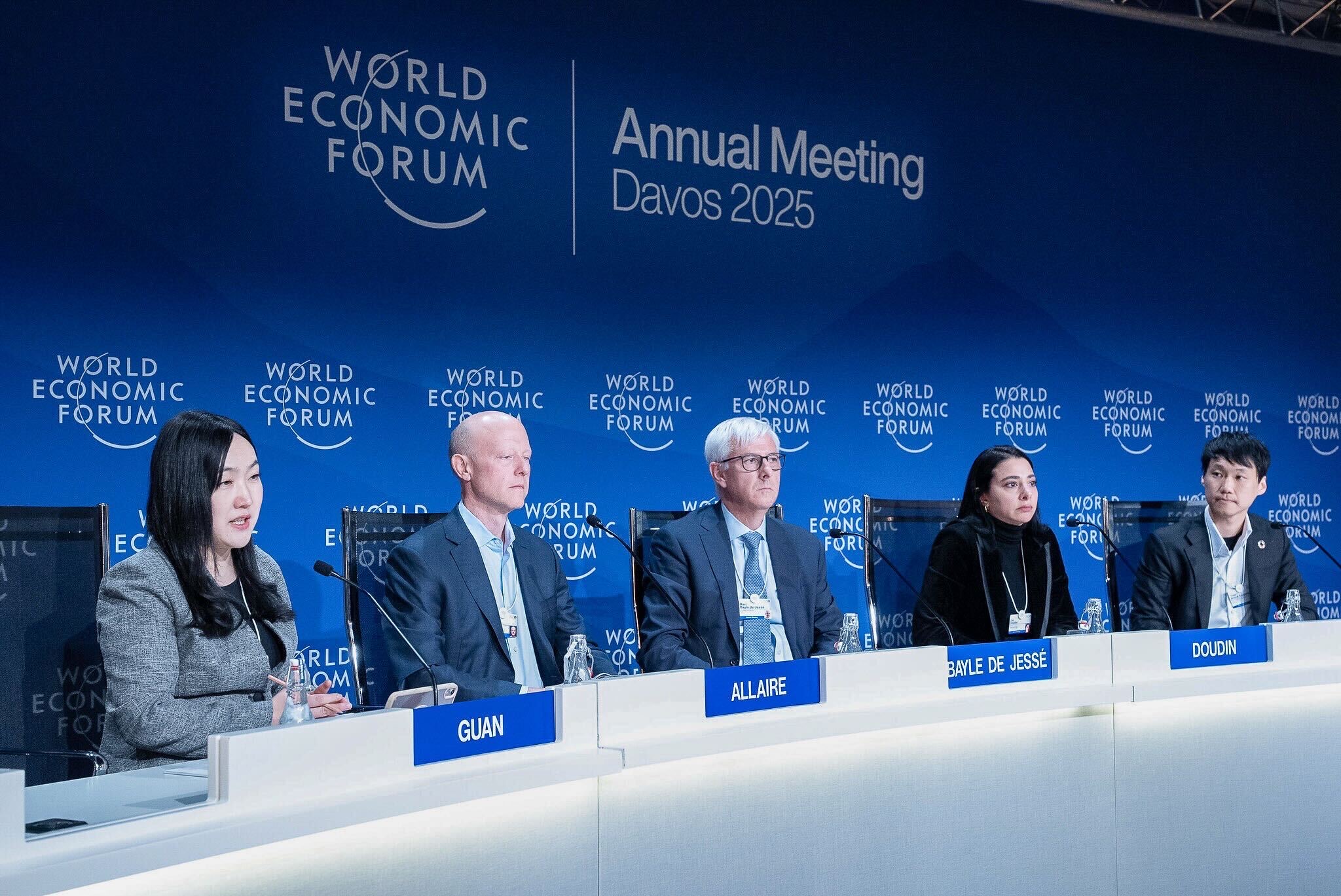 "ท๊อป-จิรายุส" ร่วมประชุม World Economic Forum 2025 ถกอนาคตการเงินโลกสู่รูปแบบสินทรัพย์ดิจิทัล-โทเคนดิจิทัล