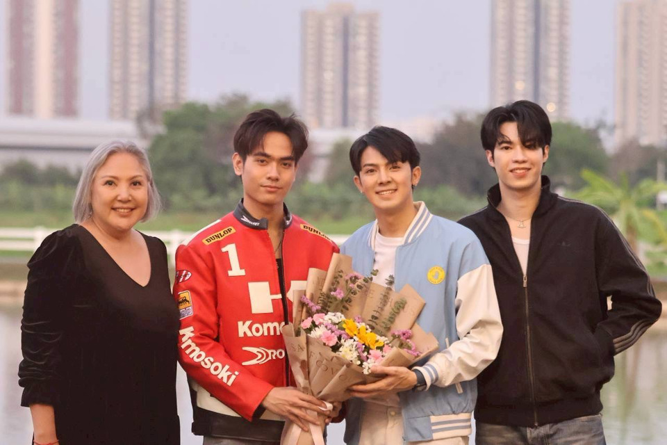 “คัท ธนวัฒน์ สุขเฟื่องฟู” ควงคู่ “บอสตั้น ศุภเดช วิไลรัตน์“ ร่วมงาน KUT TANAWAT BIRTHDAY PROJECT 2026