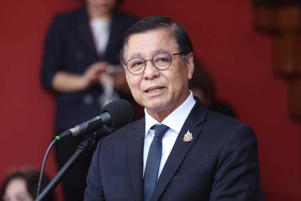 “สีหศักดิ์” เผย คนไทยในอิหร่านประสงค์กลับไทย 20 คน สั่งสถานทูประสานคนที่อยากกลับ มองสถานการณ์ยืดเยื้อ เหตุไม่ใช่แค่เรื่องนิวเคลียร์ 
