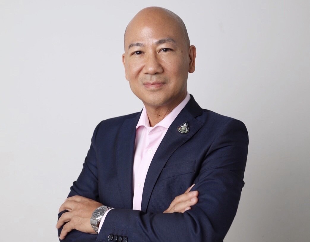 "พนิต"ดึงสติสังคม ขอ "รุ่นใหม่-รุ่นเก่า" เปิดใจรับฟังความเห็นต่างยึดหลักการอยู่ร่วมกัน อย่าผลักไสไปสุดโต่ง 