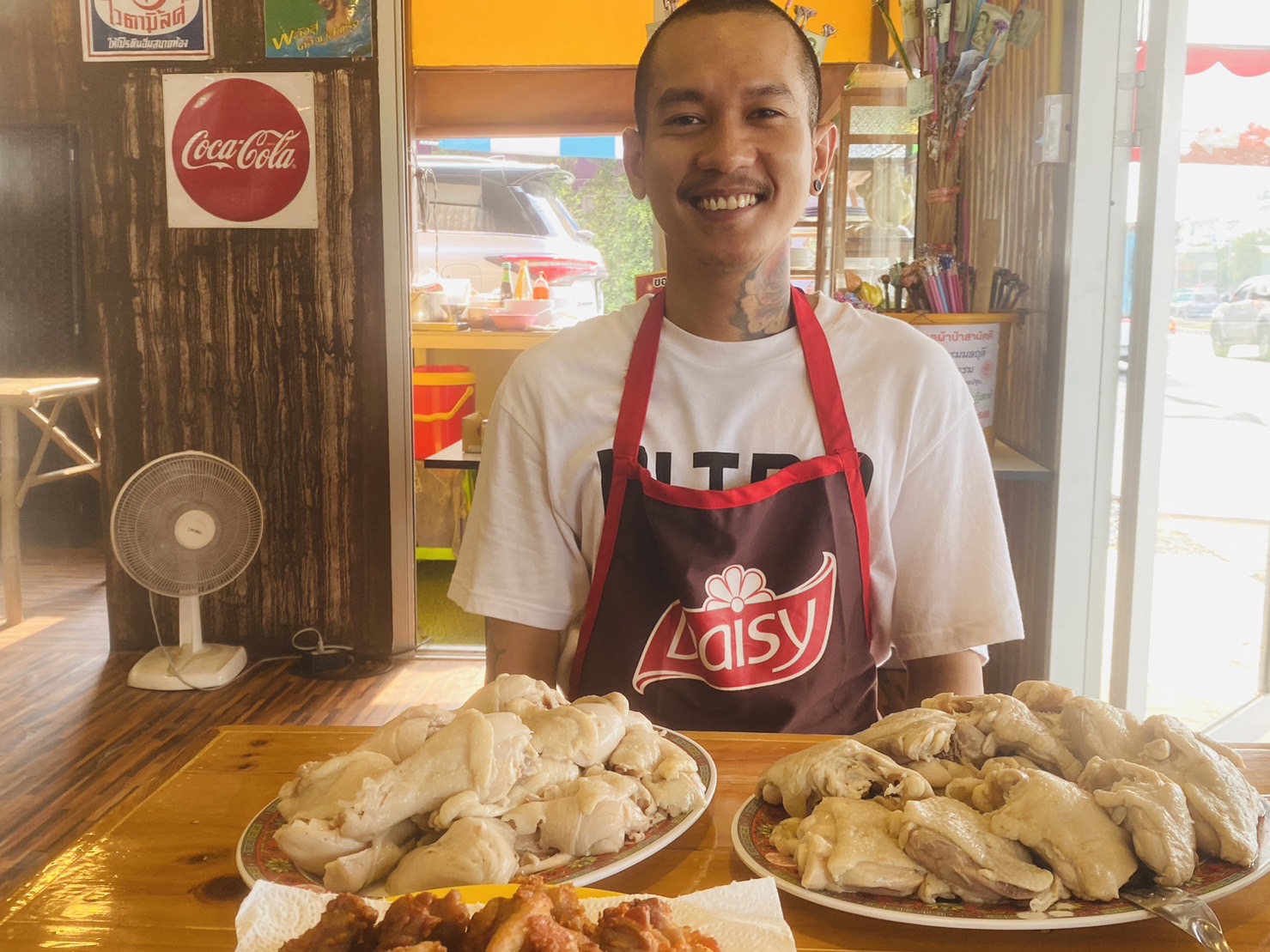 “สะดุ้งลิ้น อิ่มอร่อย ที่ร้านรวยจังข้าวมันไก่สิงคโปร์” 